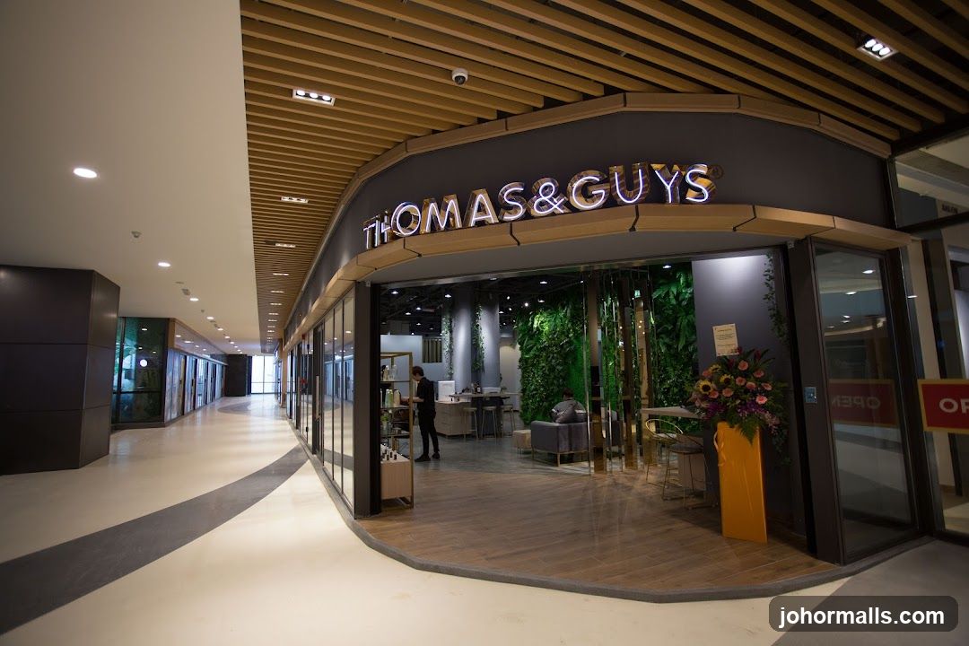 Thomas & Guys RF Mall