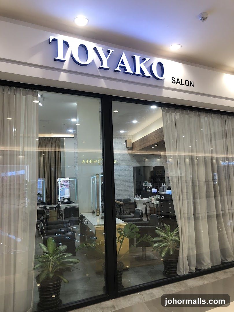 Toyako Salon