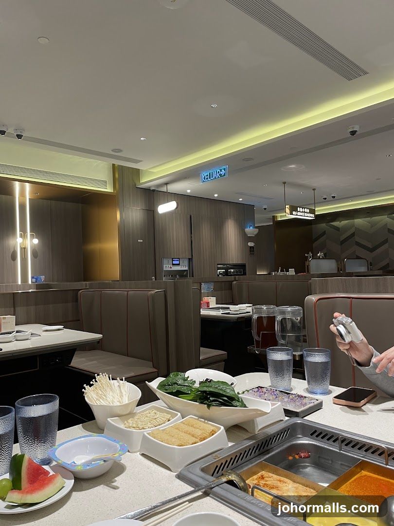 Hot Pot Dining