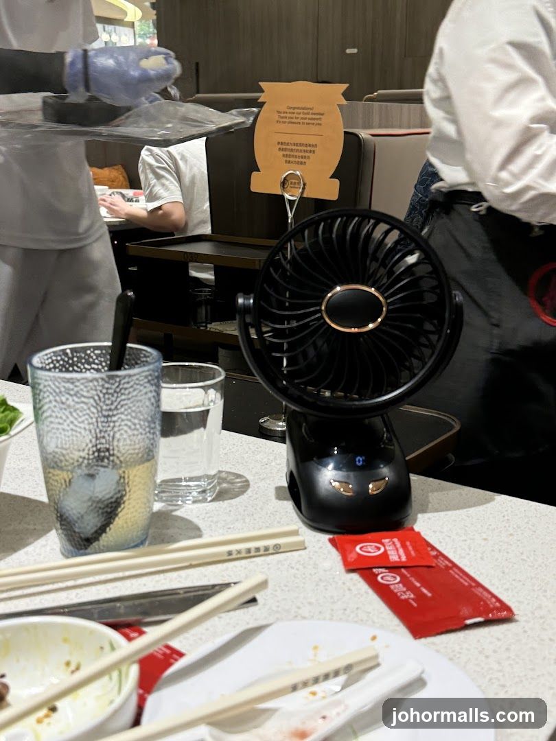 Table setting with fan and condiments