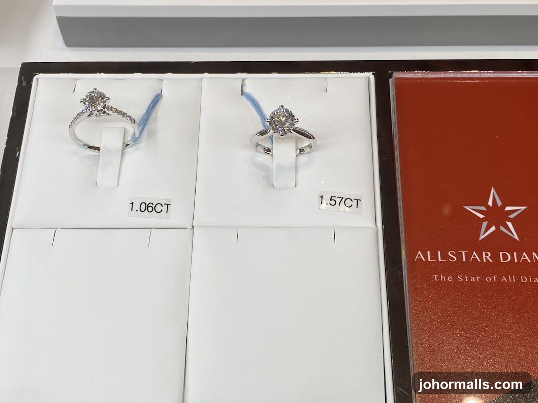 Diamond Rings Display
