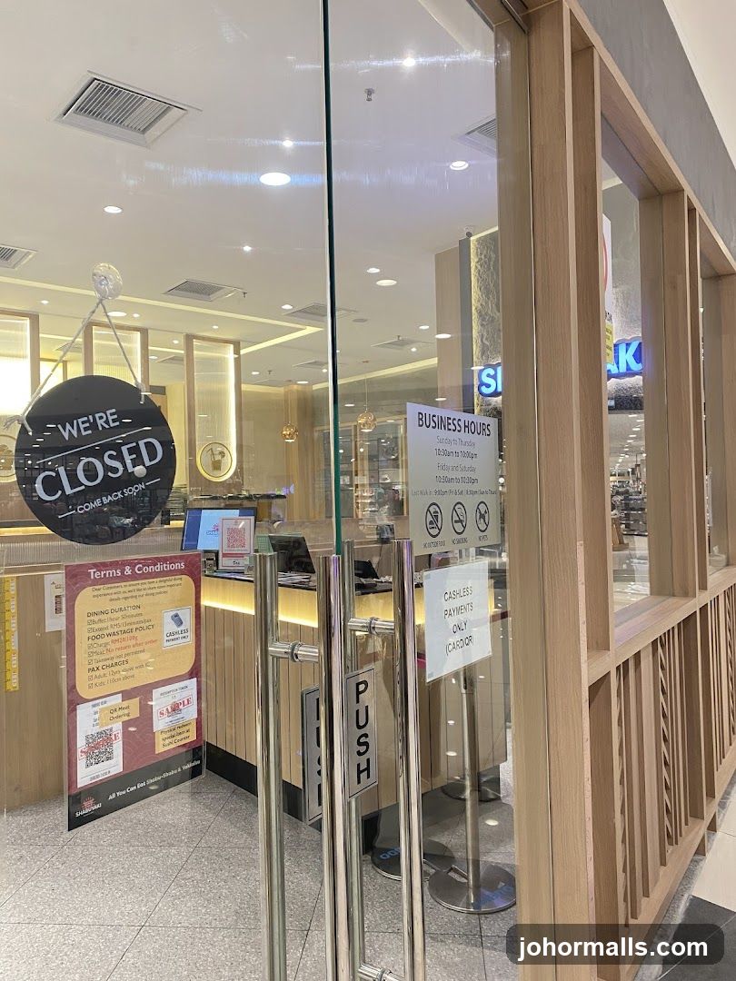 Restaurant Entrance