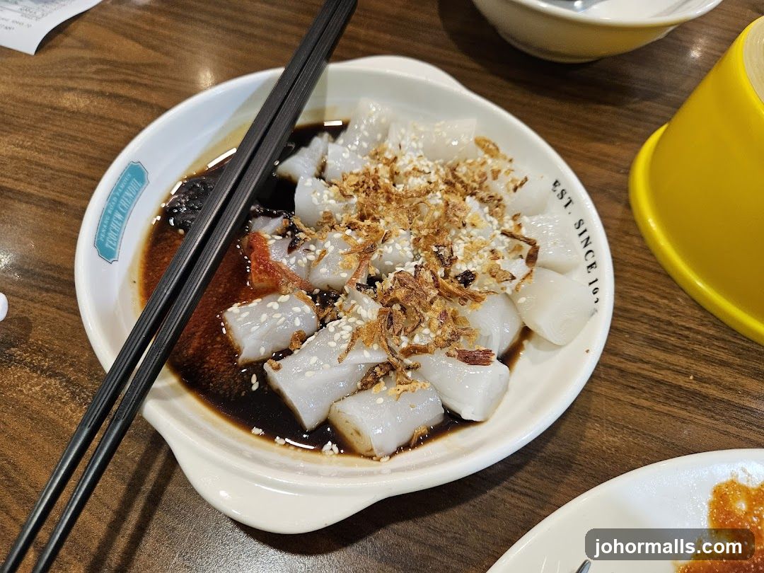 Chee Cheong Fun with Soy Sauce