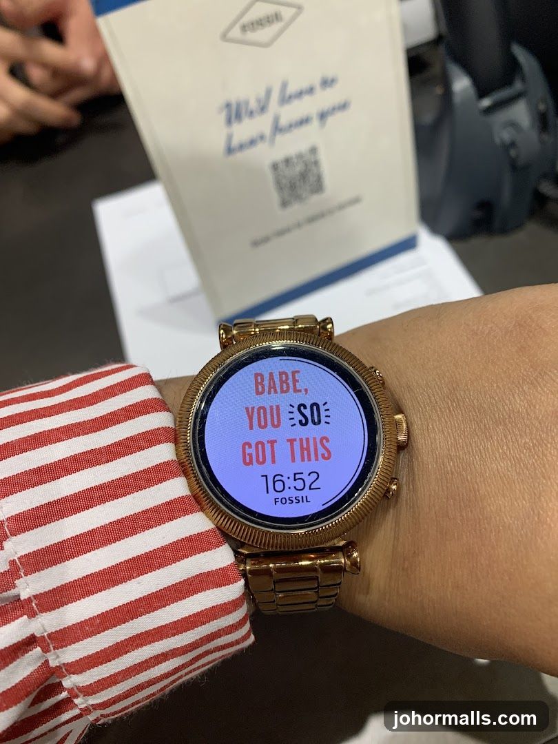 Fossil Smartwatch Display