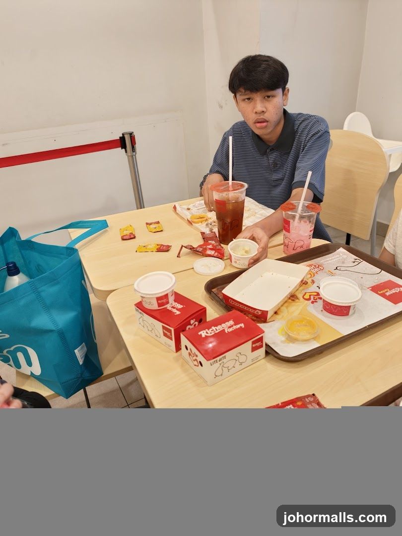 People eating at Richeese Factory
