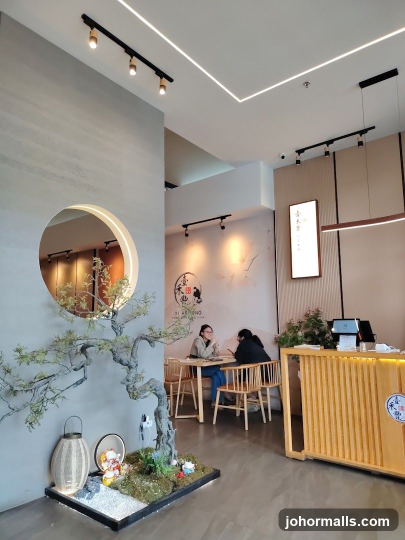 Modern Restaurant Interior