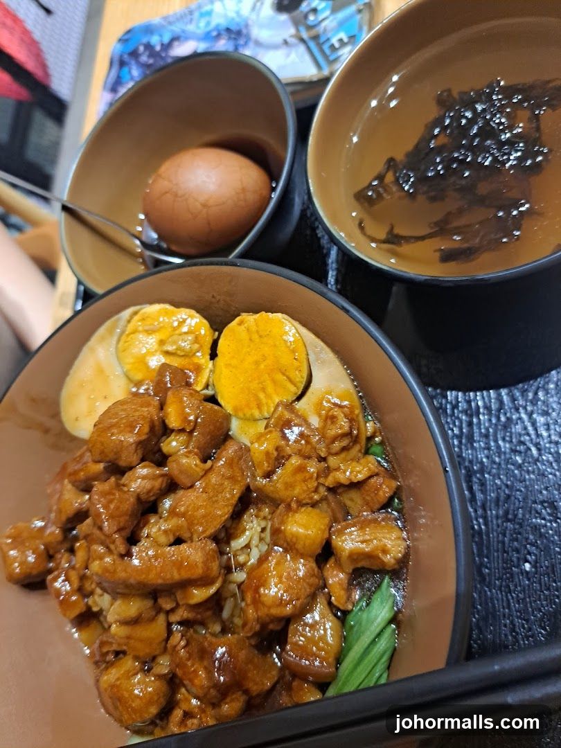Braised Pork Rice with Tea and Egg