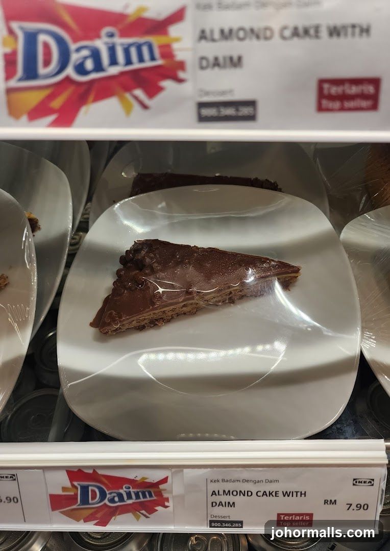 Almond Cake with Daim