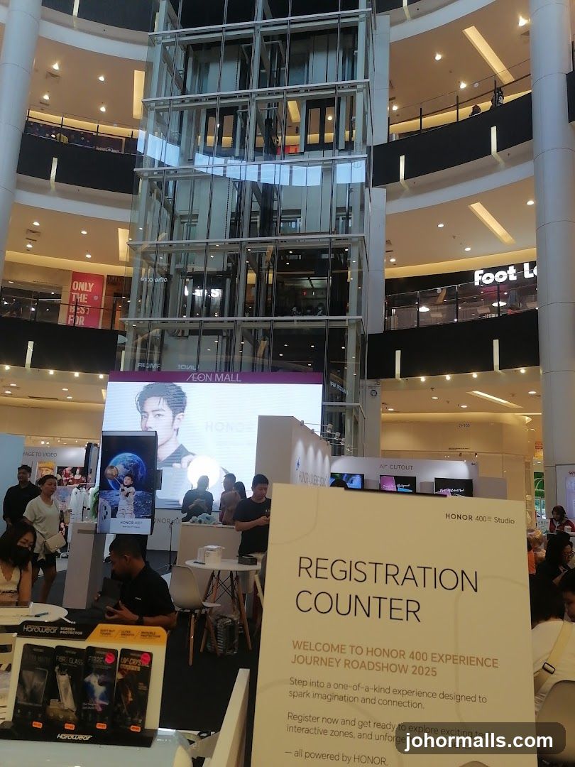 AEON MALL Interior Event Space