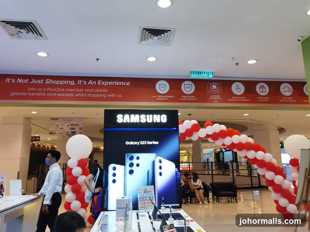Samsung Store Display