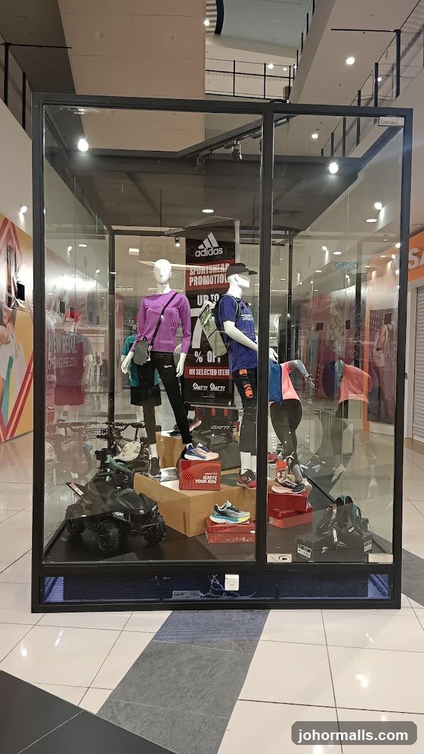 Sportswear Display
