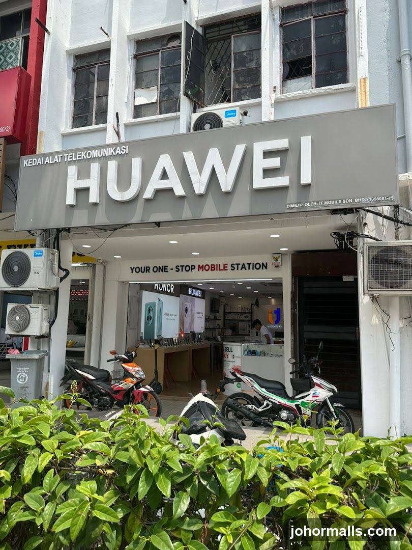 IT MOBILE ( MULTI BRAND STORE )