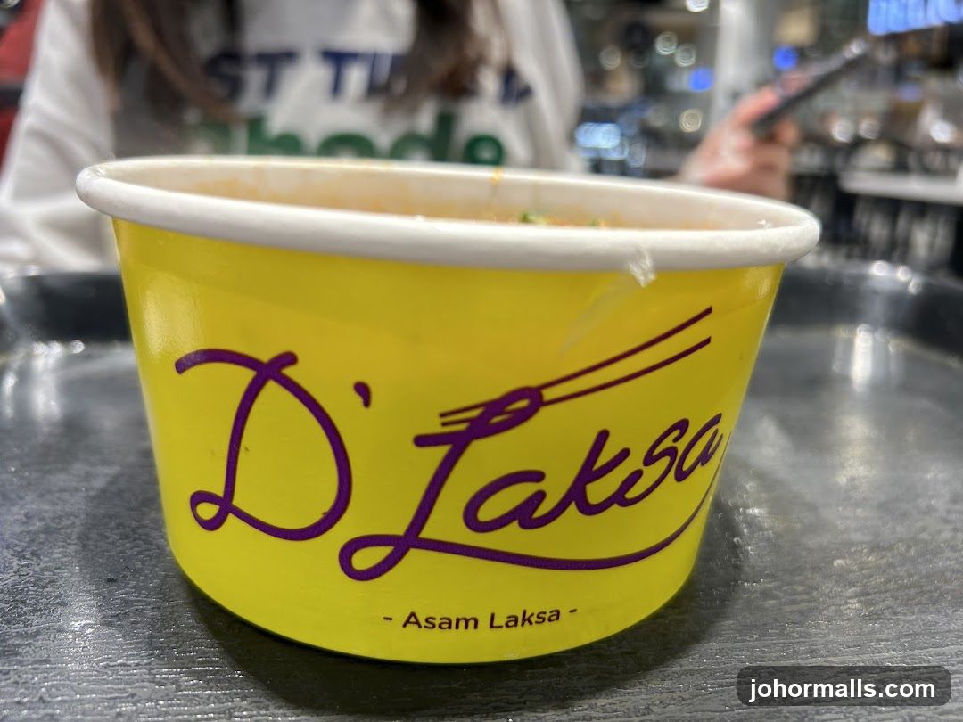 Laksa in a yellow cup