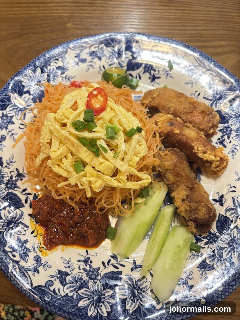 Fried Chicken Wings with Noodles