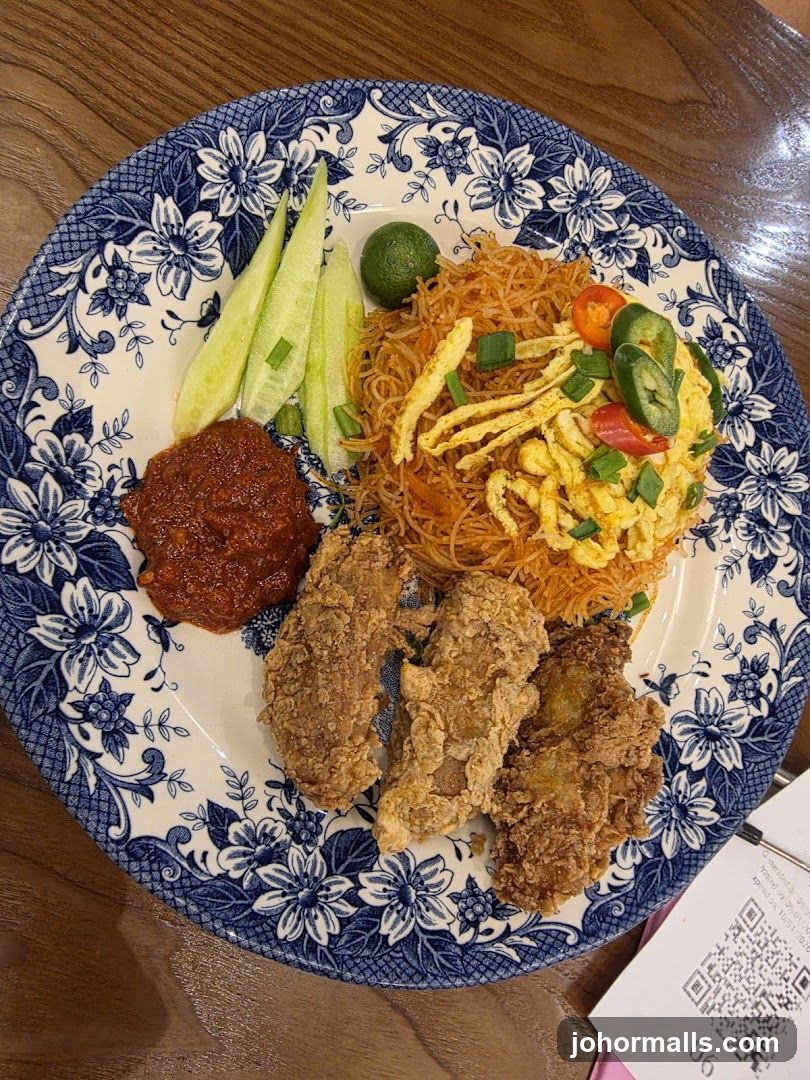 Fried Chicken with Noodles