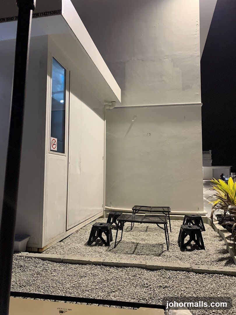 Outdoor Seating Area