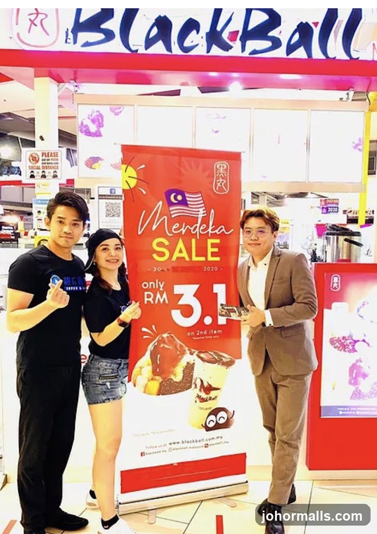 Black Ball Merdeka Sale