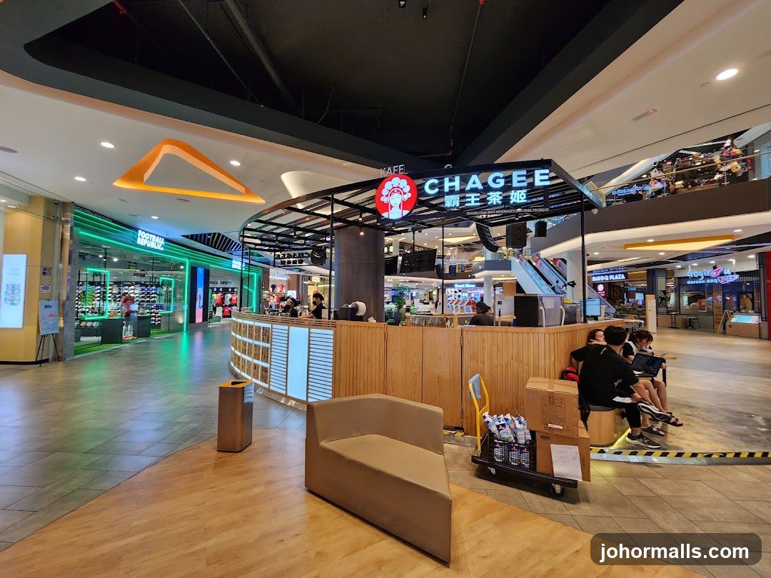 Chagee Cafe in a Mall