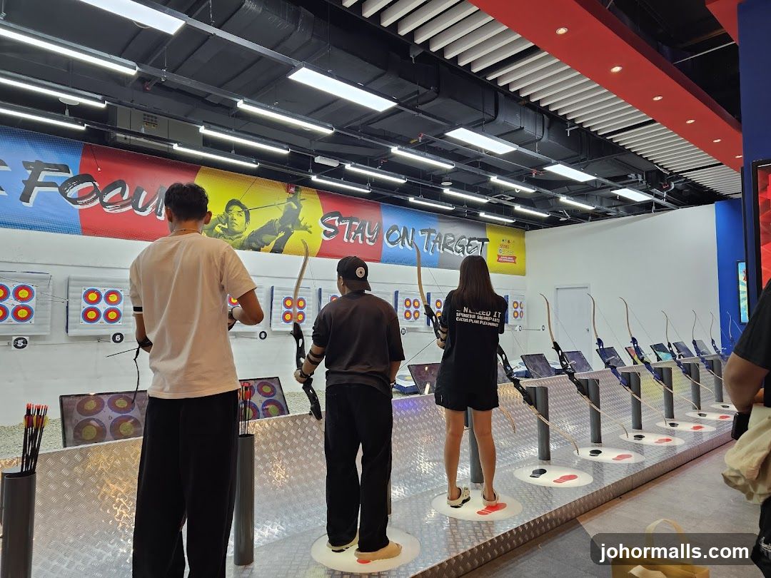 Stars Archery Toppen Shopping Centre