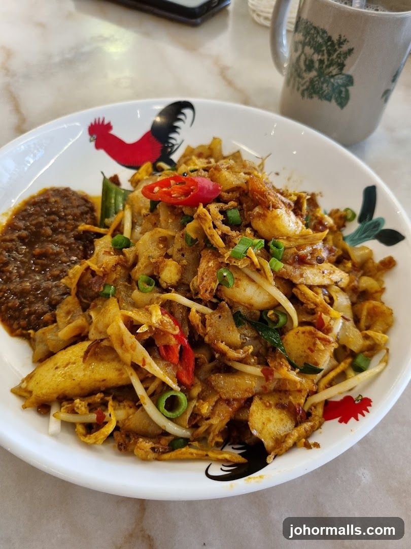 Fried Kuey Teow with Chili and Sambal