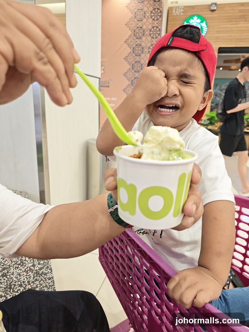Child with ice cream