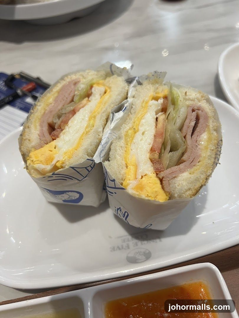 Sandwich with Ham, Egg, and Lettuce