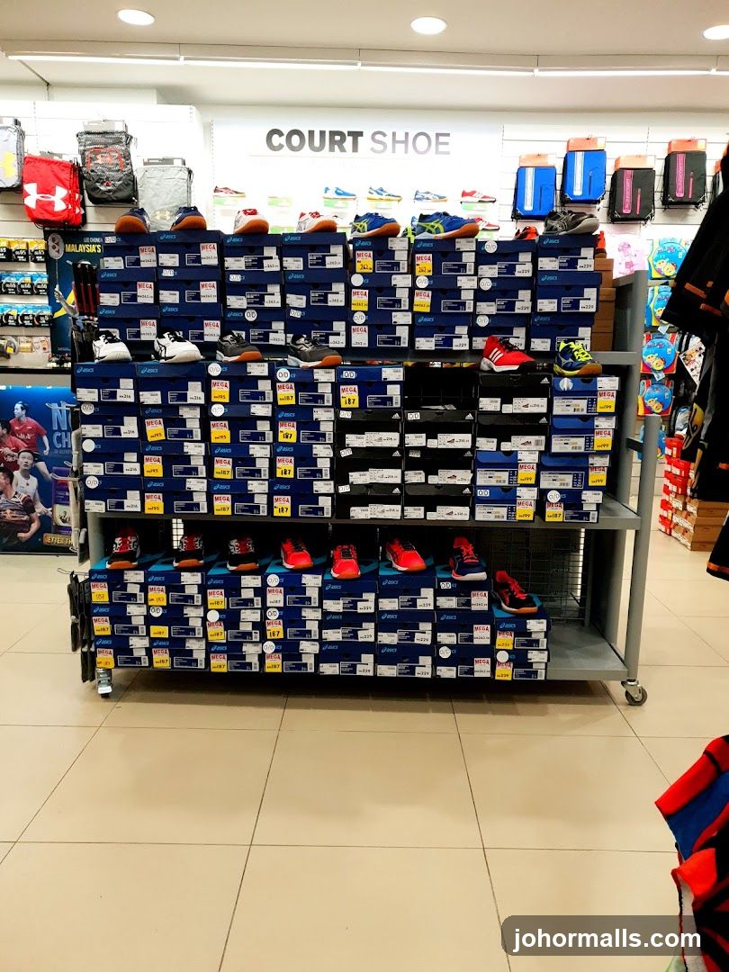 Court Shoe Display