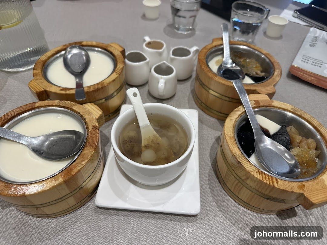 Dessert bowls with spoons