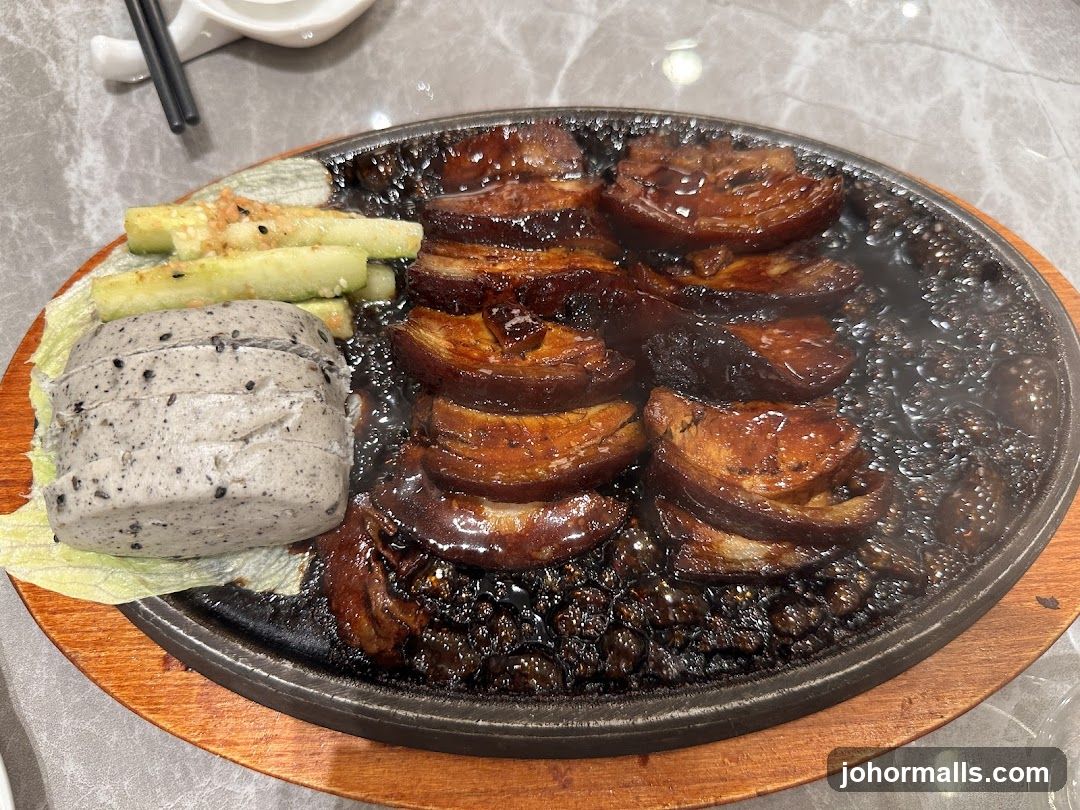Sizzling Pork Belly with Steamed Buns and Cucumber Slices