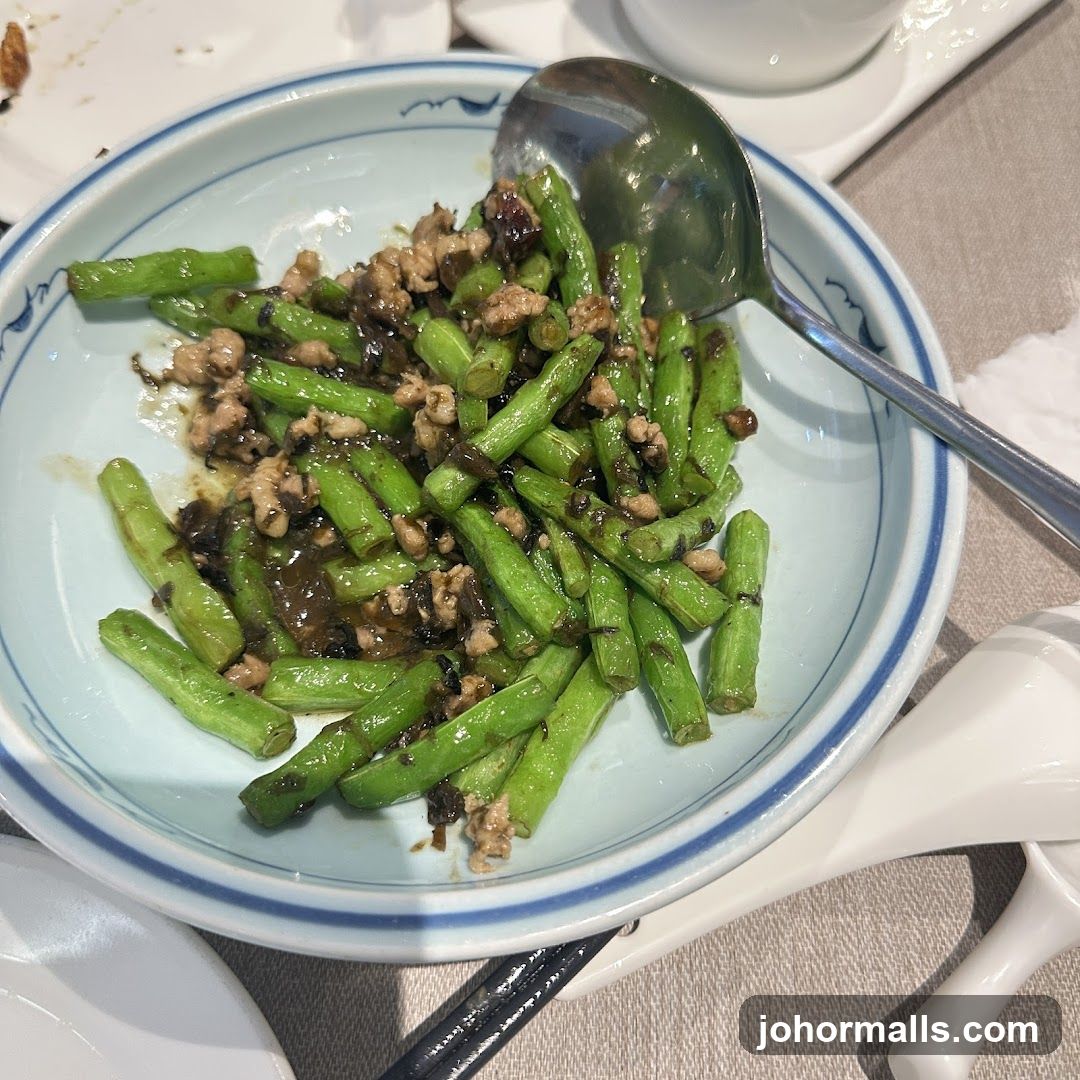 Stir-fried Green Beans with Minced Meat