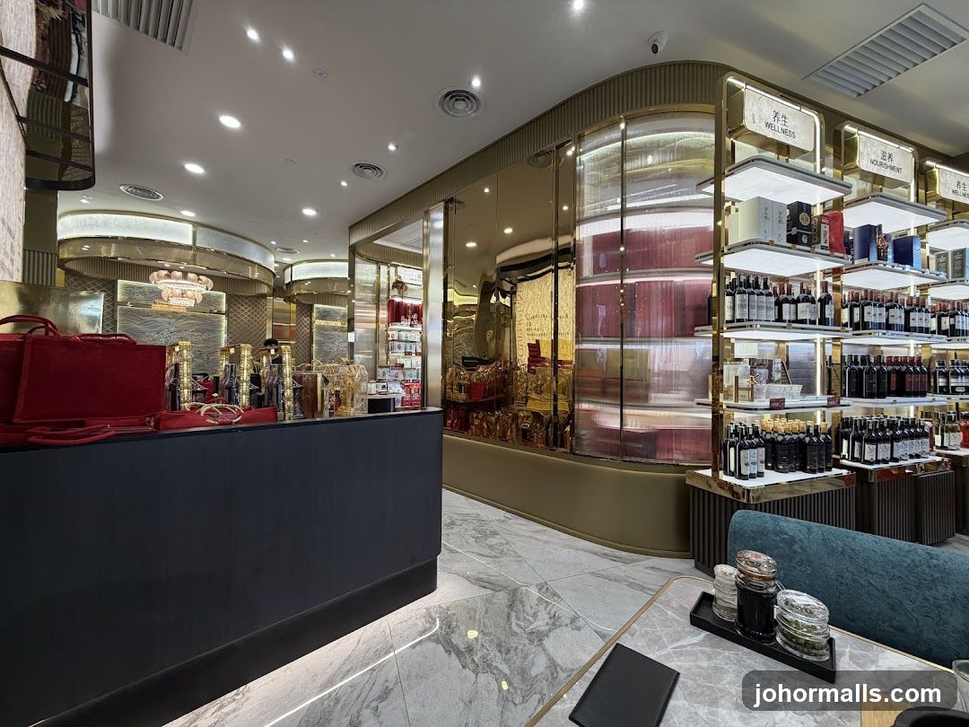 Luxurious Retail Interior