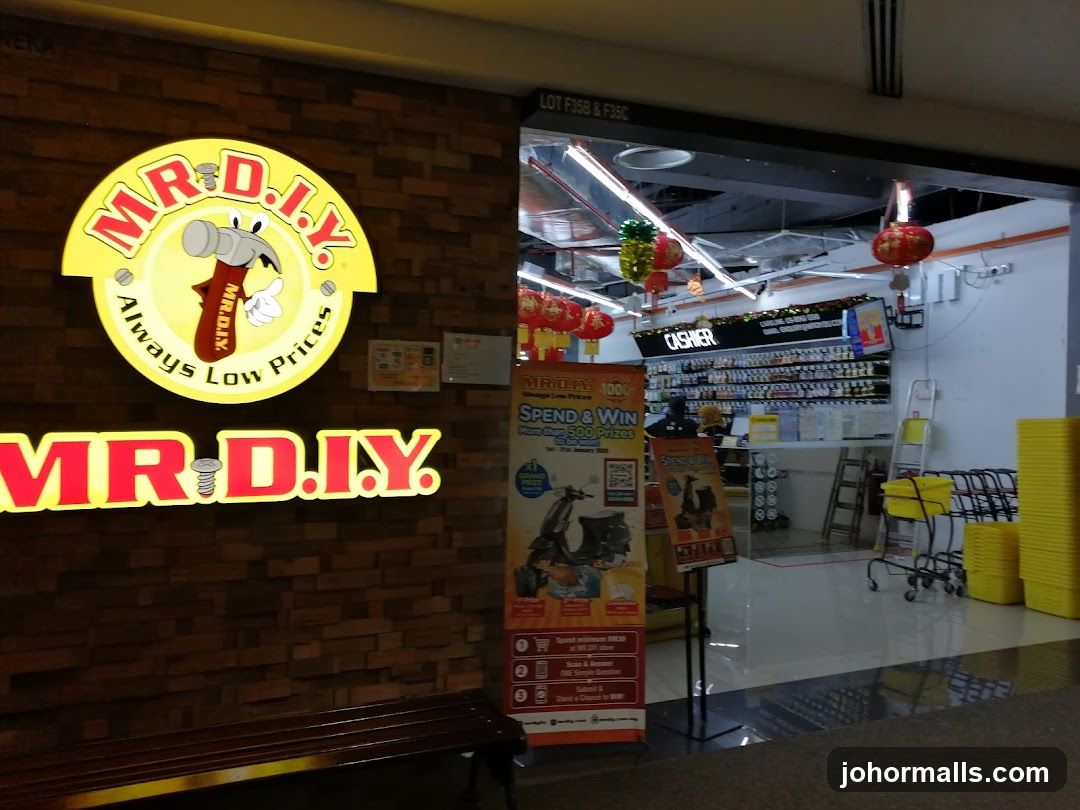 MR. D.I.Y. Storefront