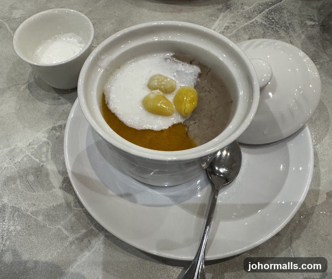Dessert with Ginkgo Nuts
