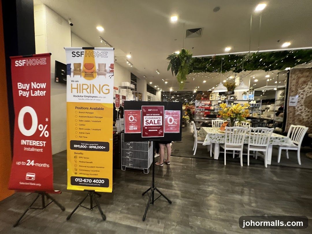 Hiring and Clearance Sale Banners
