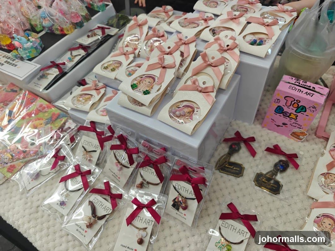 Handmade Jewelry and Trinkets