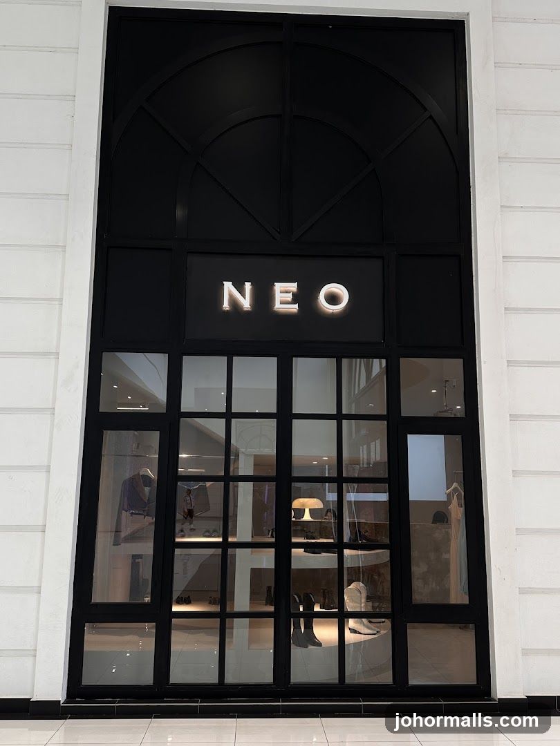 N E O