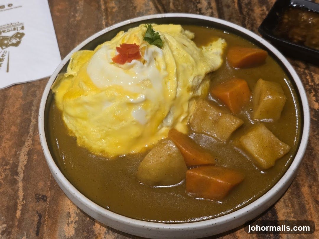 Omurice with Curry