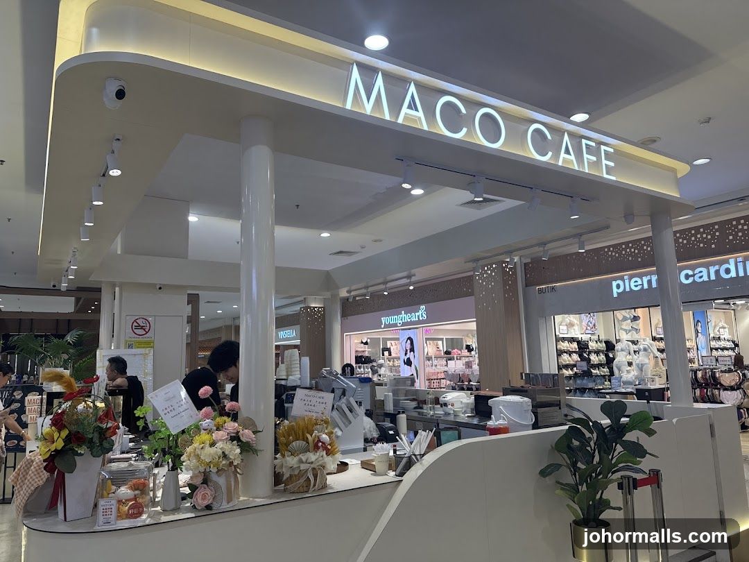 Maco Cafe Counter