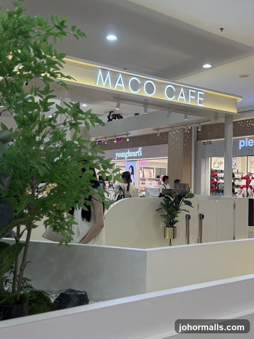 Maco Cafe