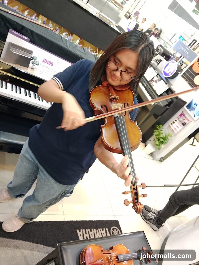 Person playing a violin