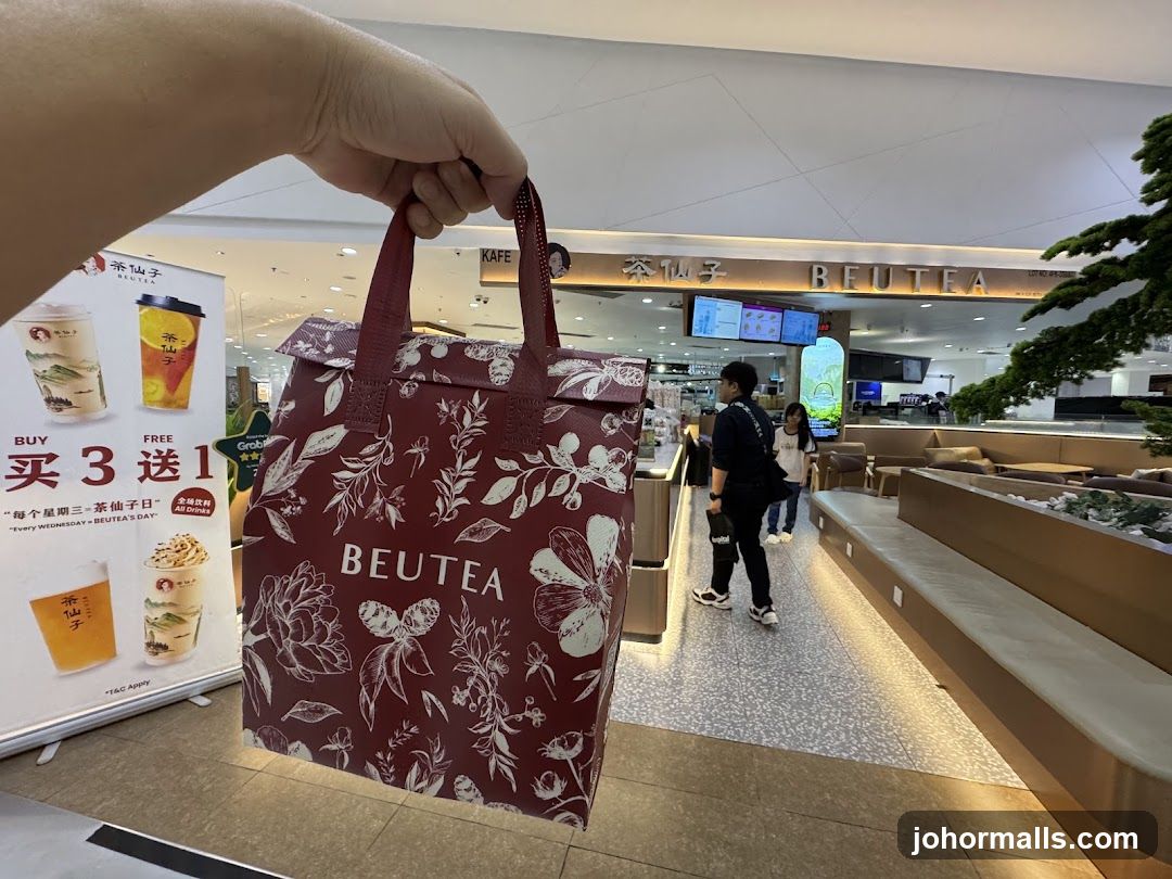 BEUTEA promotional display