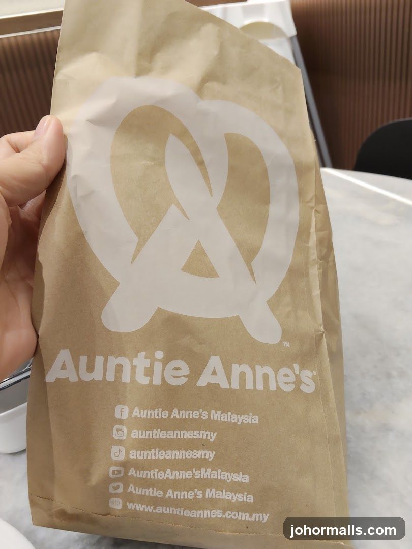 Auntie Anne's Bag