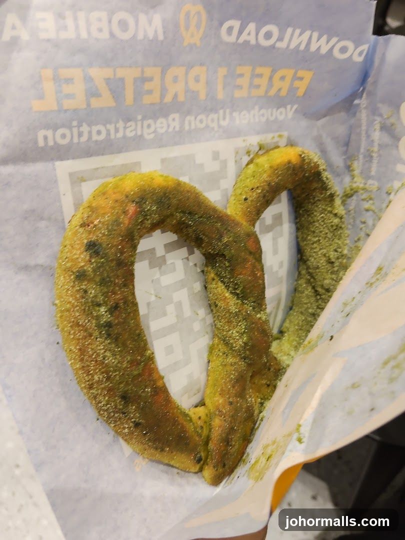 Pretzel with Green Seasoning