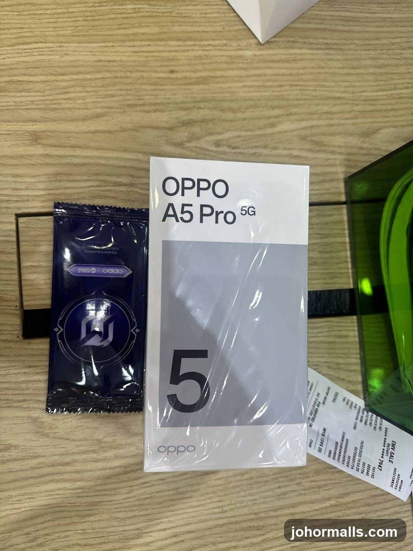 Oppo A5 Pro 5G Box