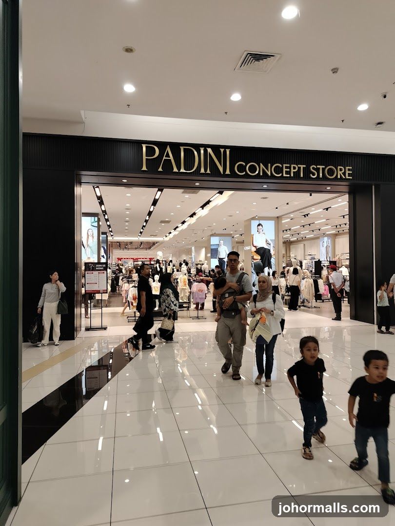 Padini Concept Store Entrance