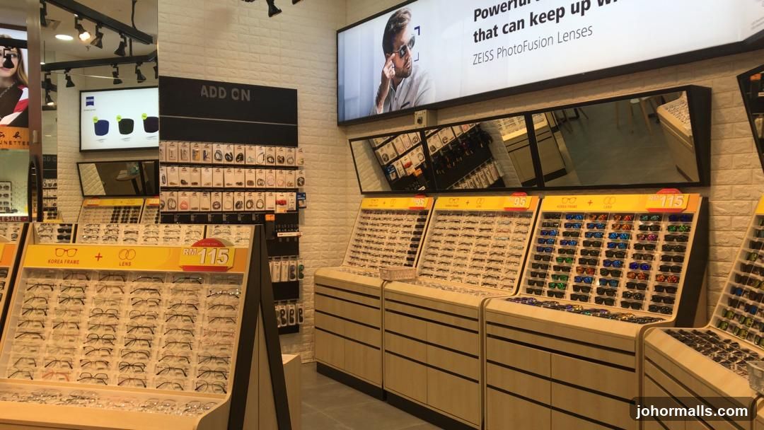 Eyewear Store Display
