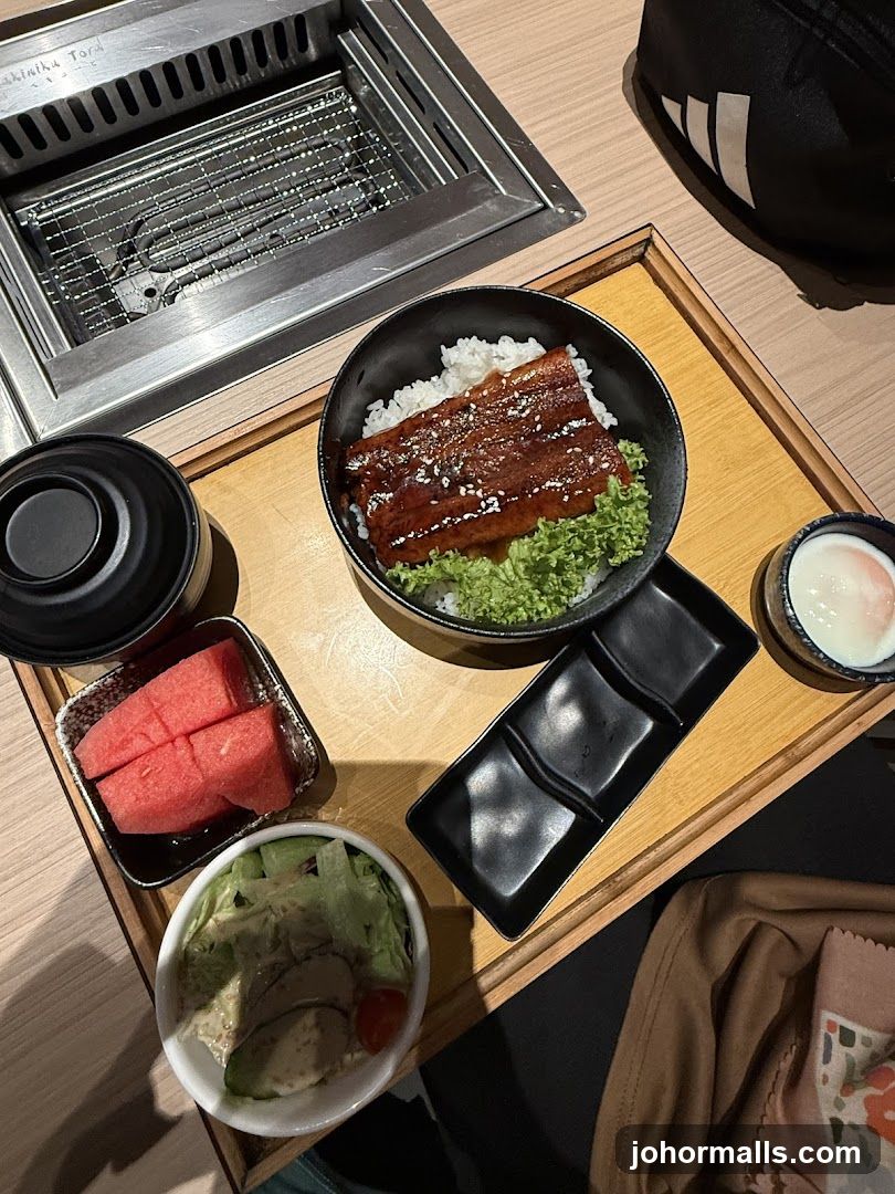 Unagi Donburi Meal