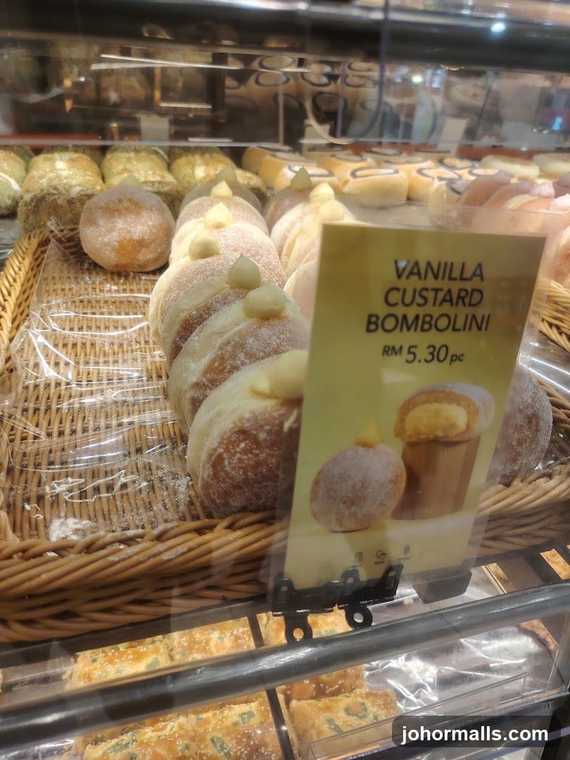 Vanilla Custard Bombolini