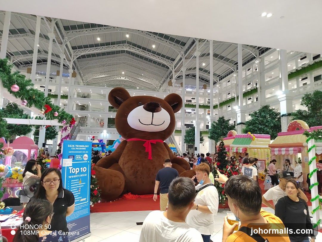 Giant Teddy Bear Display