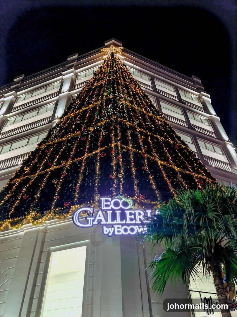 Eco Galleria by ECO-W Christmas Tree